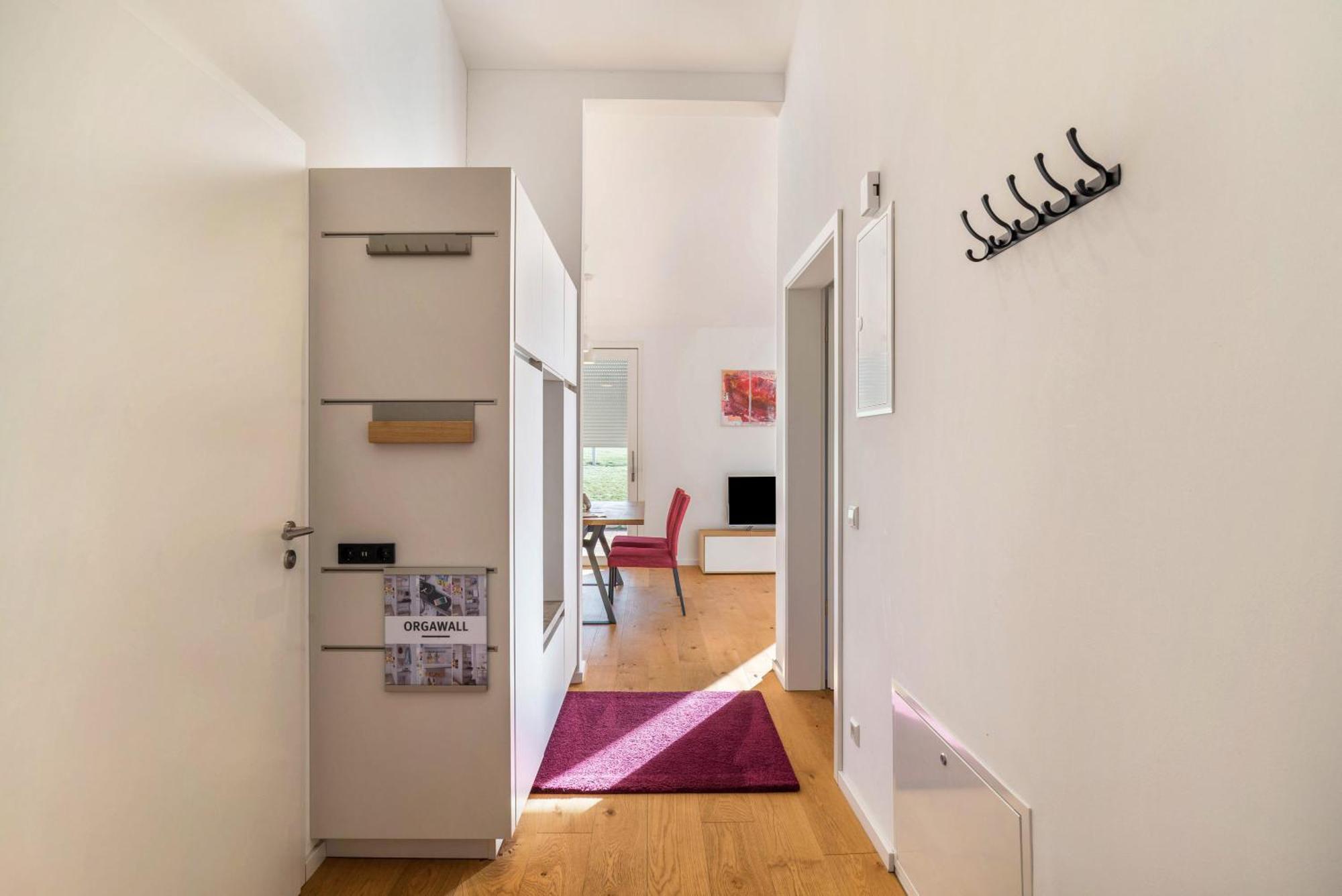 Reiser Apartment *