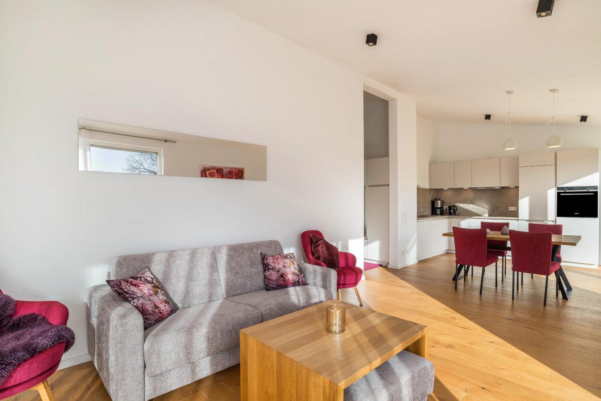 Reiser Apartment
